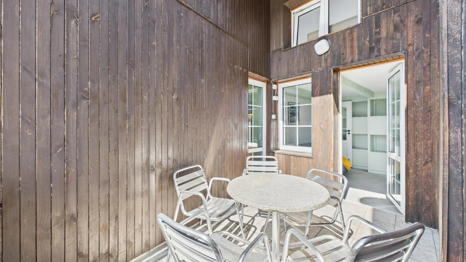 Апартаменты Superapart Marszalkowska 19 Urban Hideaway With Modern Comforts Варшава