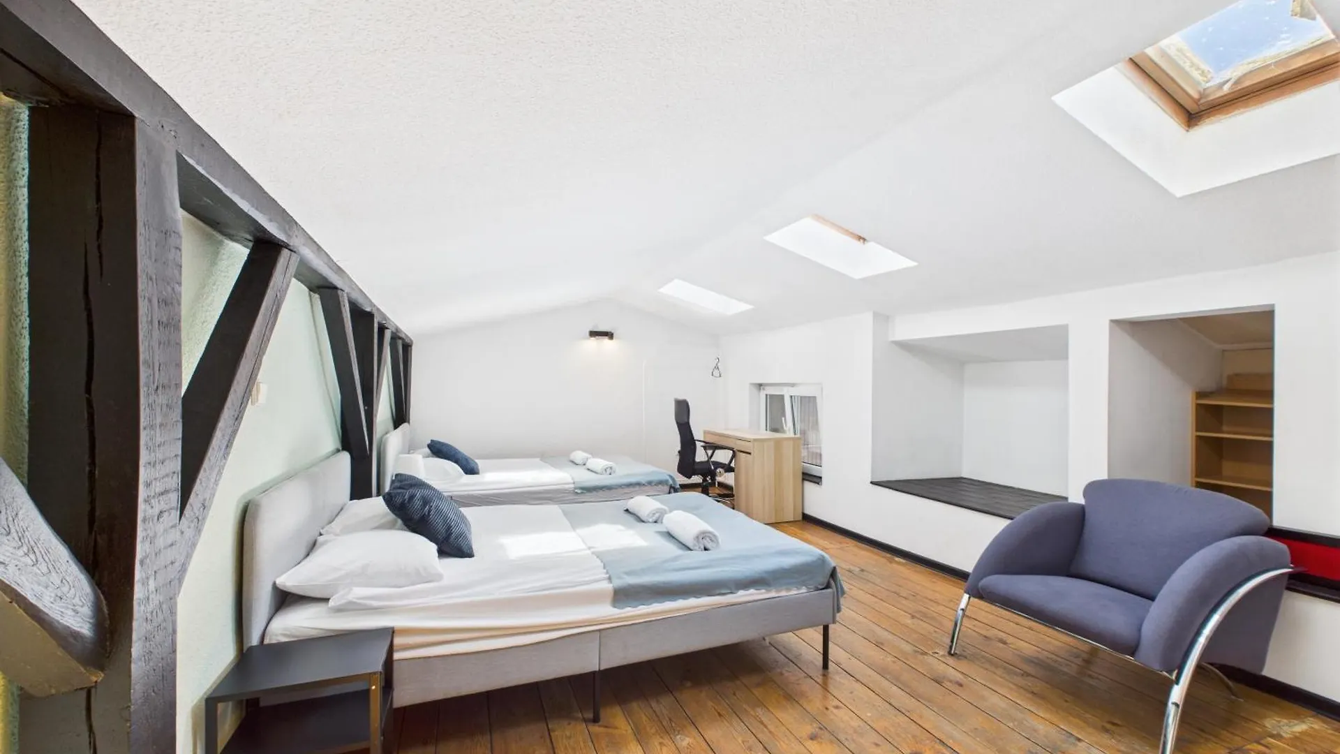 Superapart Marszalkowska 19 Urban Hideaway With Modern Comforts Warsaw Poland